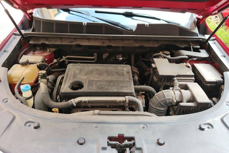 Used CHANGAN CS85 COUPE 2019 2.0T Automatic Version China V Standard Engine Bay
