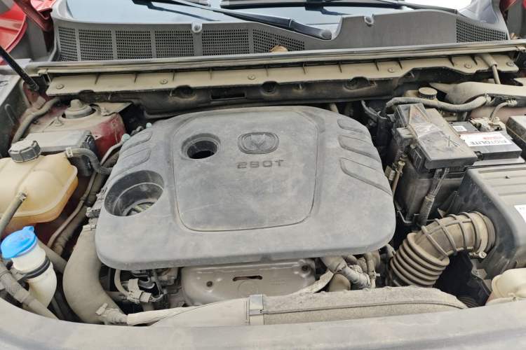 Used CHANGAN CS85 COUPE 2019 1.5T DCT Luxury Version China VI Standard Engine Bay