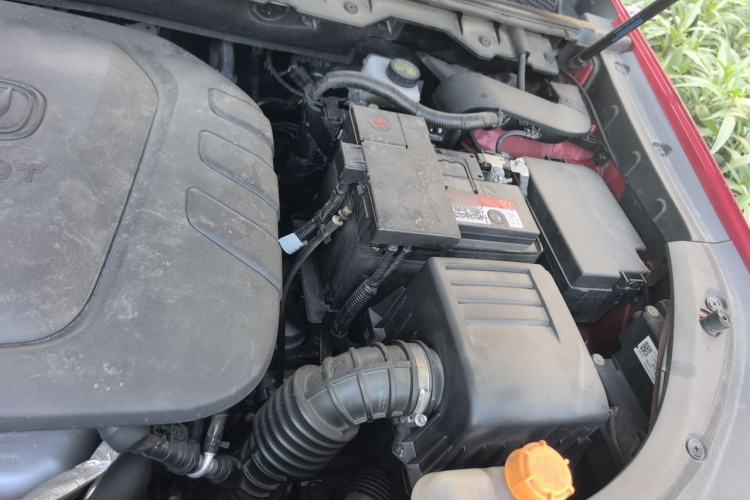 Used CHANGAN CS85 COUPE 2019 1.5T DCT Dynamic Version China VI Standard Engine Bay Left