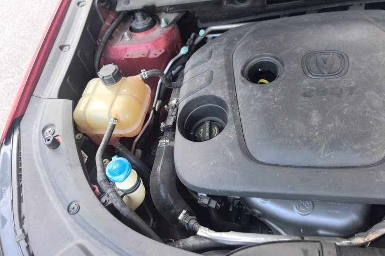 Used CHANGAN CS85 COUPE 2019 1.5T DCT Dynamic Version China VI Standard Engine Bay Right