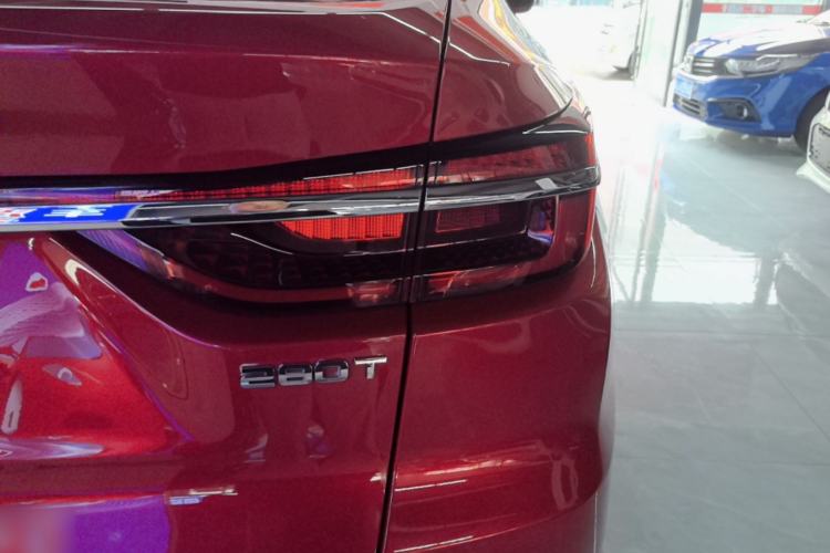 Used CHANGAN CS85 COUPE 2019 1.5T DCT Version China VI Standard Exterior 3