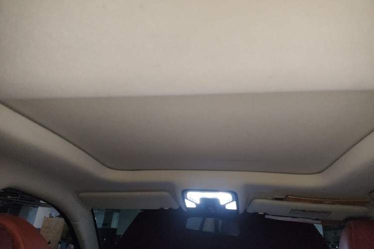 Used CHANGAN CS85 COUPE 2019 2.0T Automatic Luxury Edition China VI Standard Headliner
