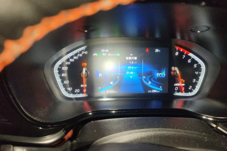 Used CHANGAN CS85 COUPE 2019 2.0T Automatic Luxury Edition China VI Standard Instrument Cluster