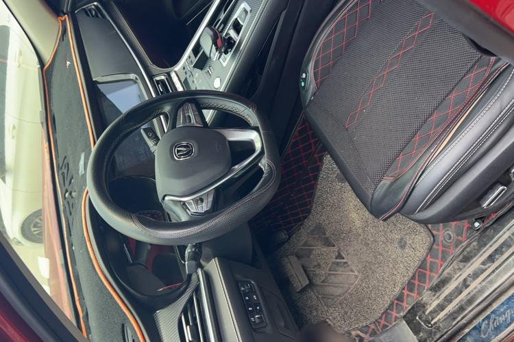 Used CHANGAN CS85 COUPE 2019 2.0T Automatic Luxury Edition China VI Standard Interior 1