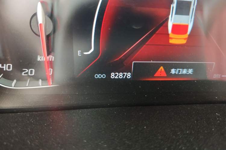 Used CHANGAN CS85 COUPE 2019 1.5T DCT Version China VI Standard Odometer Close Up