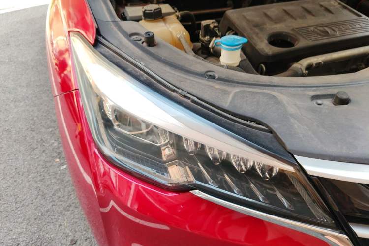 Used CHANGAN CS85 COUPE 2019 2.0T Automatic Version China V Standard Right Front Headlight