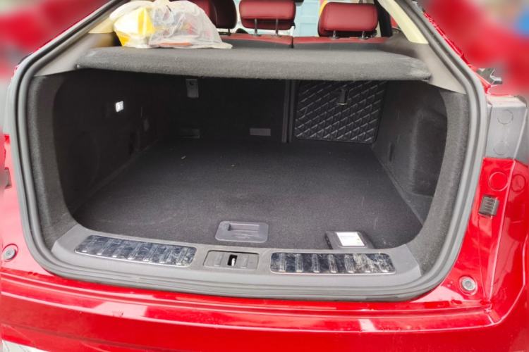 Used CHANGAN CS85 COUPE 2019 2.0T Automatic Smart Version China VI Standard Trunk