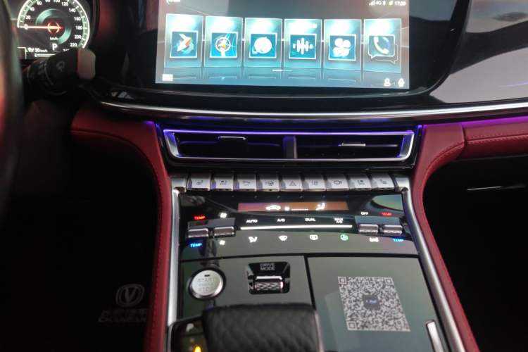 Used CHANGAN CS85 COUPE 2019 2.0T Automatic Smart Version China V Standard Audio And AC Panel