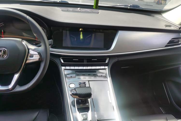 Used CHANGAN CS85 COUPE 2019 1.5T DCT Version China VI Standard Audio And AC Panel