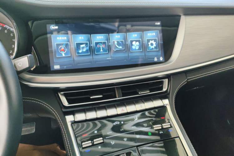 Used CHANGAN CS85 COUPE 2019 1.5T DCT Dynamic Version China VI Standard Audio And AC Panel