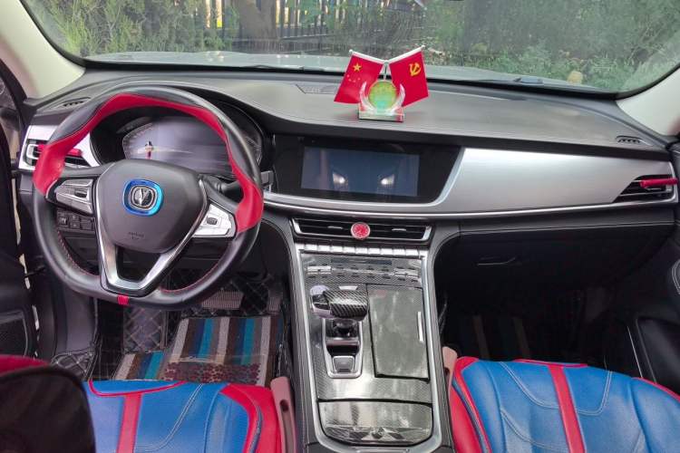Used CHANGAN CS85 COUPE 2019 1.5T DCT Version China VI Standard Center Console