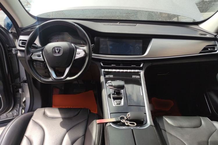 Used CHANGAN CS85 COUPE 2019 1.5T DCT Dynamic Version China VI Standard Center Console