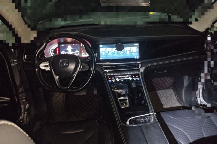 Used CHANGAN CS85 COUPE 2019 1.5T DCT Dynamic Version China VI Standard Center Console