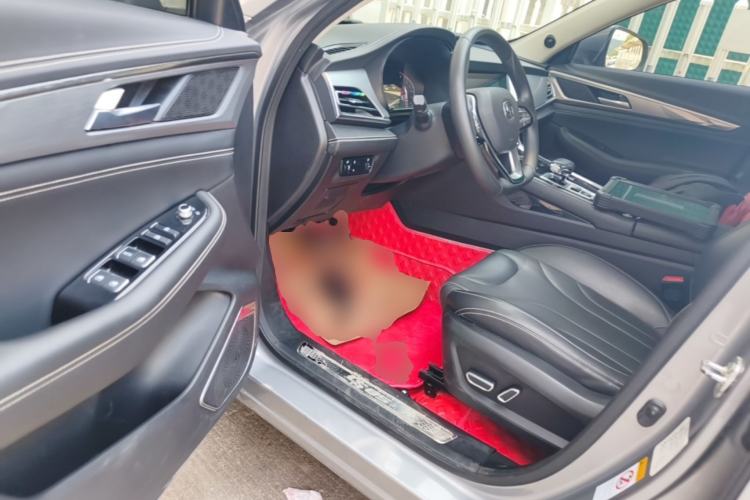 Used CHANGAN CS85 COUPE 2019 1.5T DCT Version China VI Standard Driver Seat
