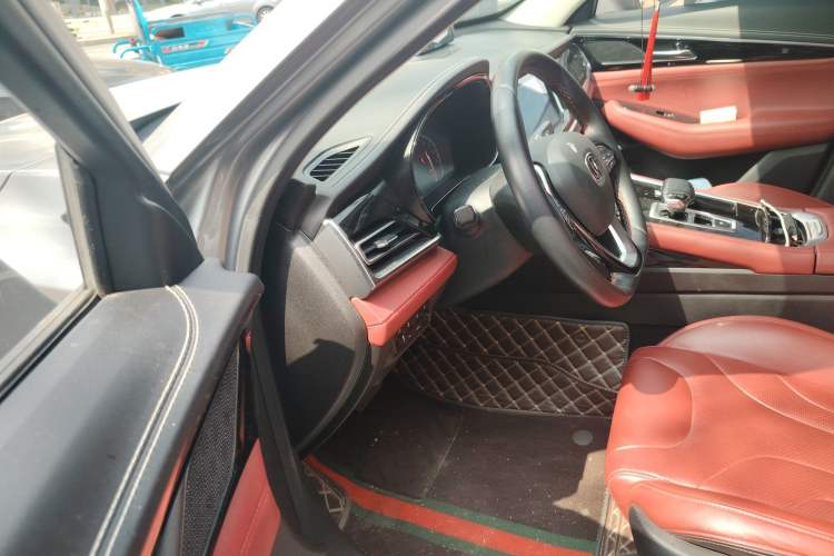 Used CHANGAN CS85 COUPE 2019 1.5T DCT Luxury Version China VI Standard Driver Seat
