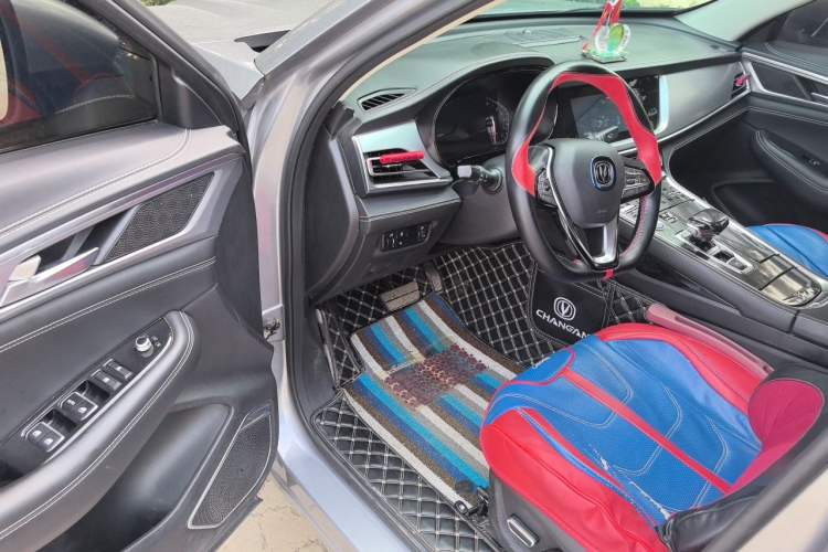 Used CHANGAN CS85 COUPE 2019 1.5T DCT Version China VI Standard Driver Seat