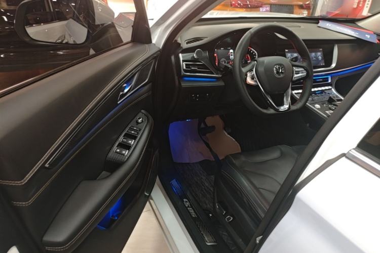 Used CHANGAN CS85 COUPE 2019 1.5T DCT Version China VI Standard Driver Seat