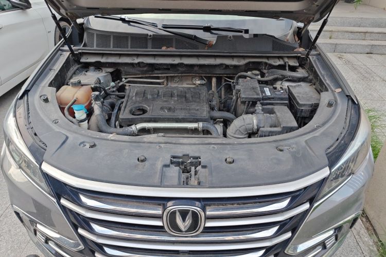 Used CHANGAN CS85 COUPE 2019 2.0T Automatic Version China V Standard Engine Bay