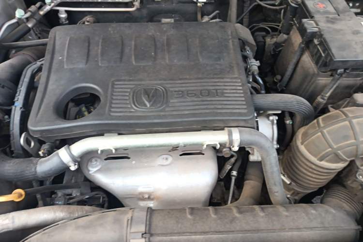 Used CHANGAN CS85 COUPE 2019 2.0T Automatic Version China V Standard Engine Bay