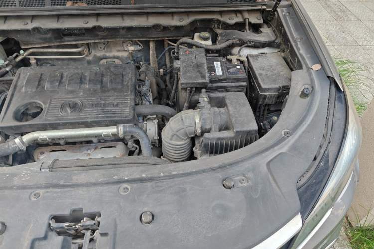 Used CHANGAN CS85 COUPE 2019 2.0T Automatic Version China V Standard Engine Bay Left