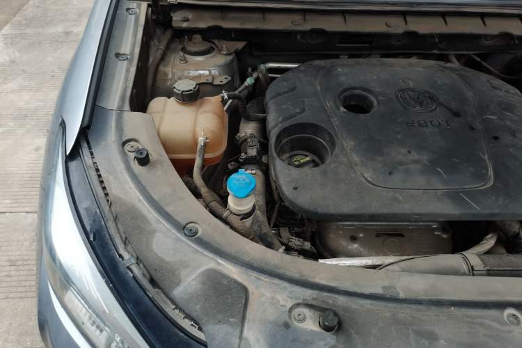 Used CHANGAN CS85 COUPE 2019 1.5T DCT Dynamic Version China VI Standard Engine Bay Right