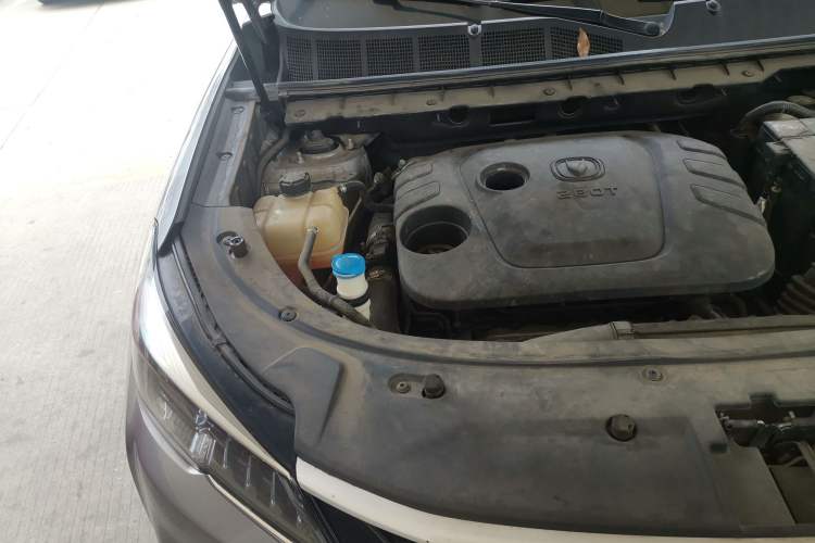 Used CHANGAN CS85 COUPE 2019 1.5T DCT Luxury Version China VI Standard Engine Bay Right