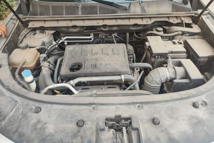 Used CHANGAN CS85 COUPE 2019 2.0T Automatic Version China V Standard Engine Bay
