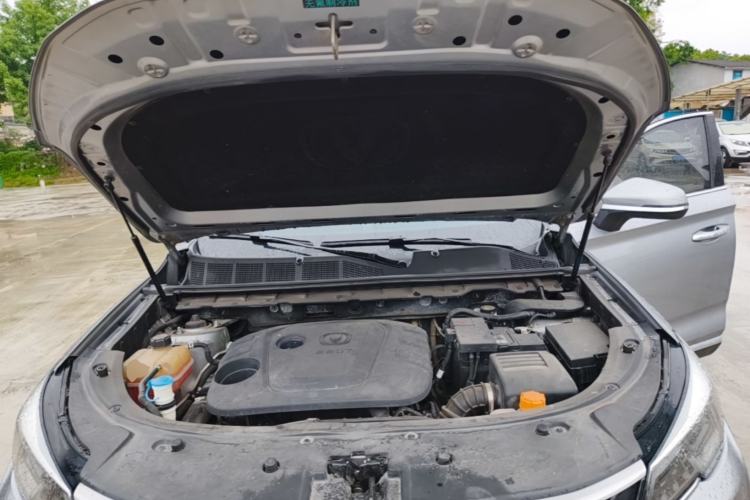 Used CHANGAN CS85 COUPE 2019 1.5T DCT Version China VI Standard Engine Bay