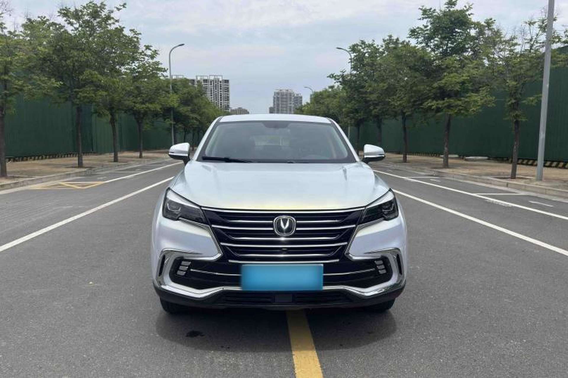 Used CHANGAN CS85 COUPE 2019 1.5T DCT Version China VI Standard Exterior 1