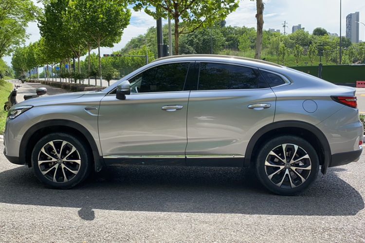 Used CHANGAN CS85 COUPE 2019 1.5T DCT Dynamic Version China VI Standard Exterior 3