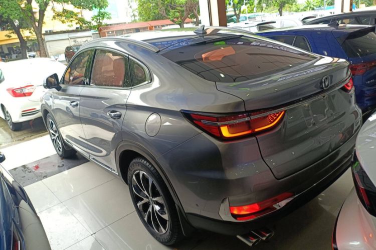 Used CHANGAN CS85 COUPE 2019 2.0T Automatic Smart Version China VI Standard Exterior 3
