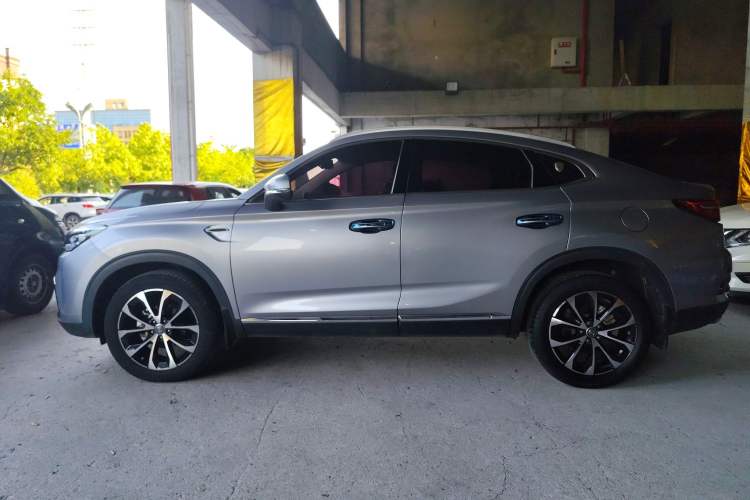Used CHANGAN CS85 COUPE 2019 1.5T DCT Dynamic Version China VI Standard Exterior 3