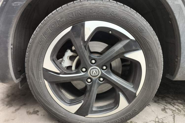 Used CHANGAN CS85 COUPE 2019 2.0T Automatic Smart Version China VI Standard Exterior 4