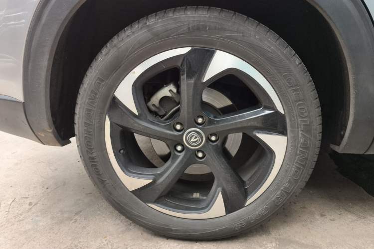 Used CHANGAN CS85 COUPE 2019 2.0T Automatic Smart Version China VI Standard Exterior 5