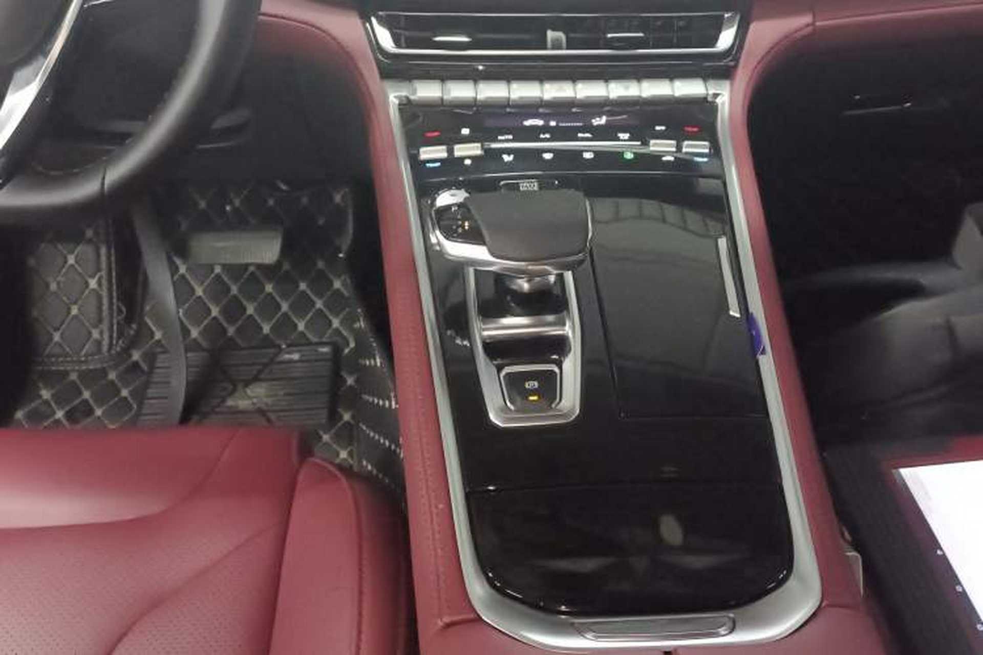 Used CHANGAN CS85 COUPE 2019 1.5T DCT Dynamic Version China VI Standard Gear Lever