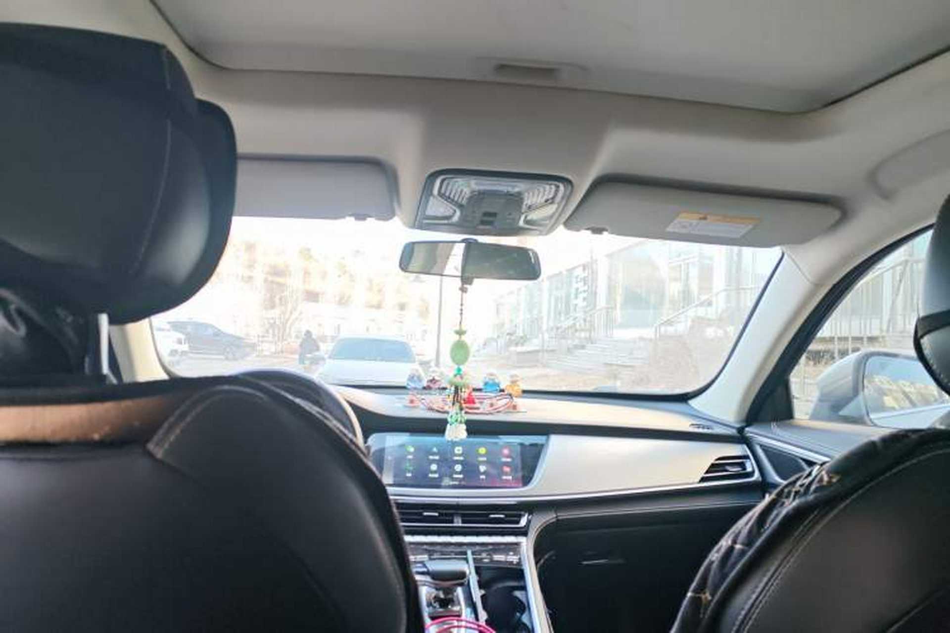 Used CHANGAN CS85 COUPE 2019 1.5T DCT Dynamic Version China VI Standard Headliner