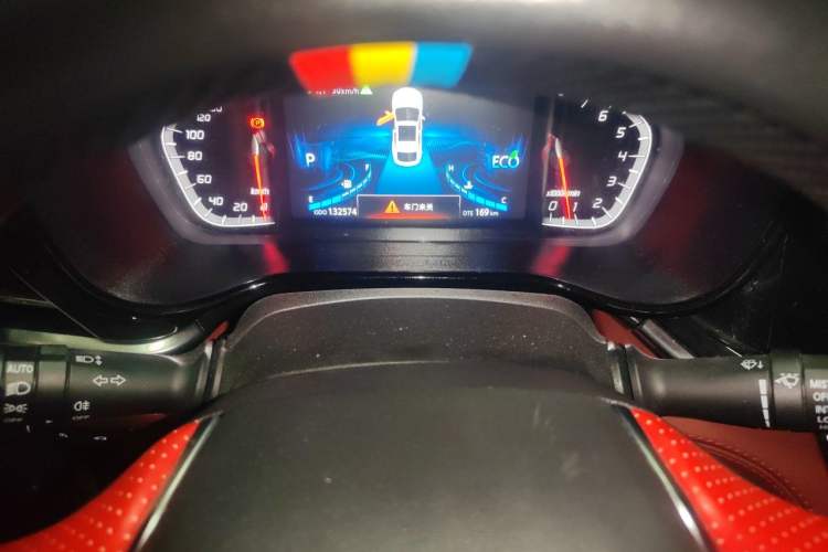 Used CHANGAN CS85 COUPE 2019 2.0T Automatic Luxury Edition China VI Standard Instrument Cluster