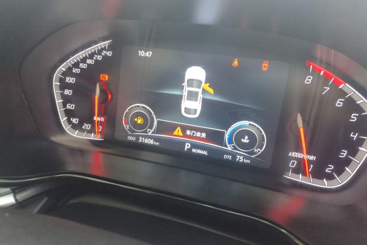 Used CHANGAN CS85 COUPE 2019 1.5T DCT Version China VI Standard Instrument Cluster