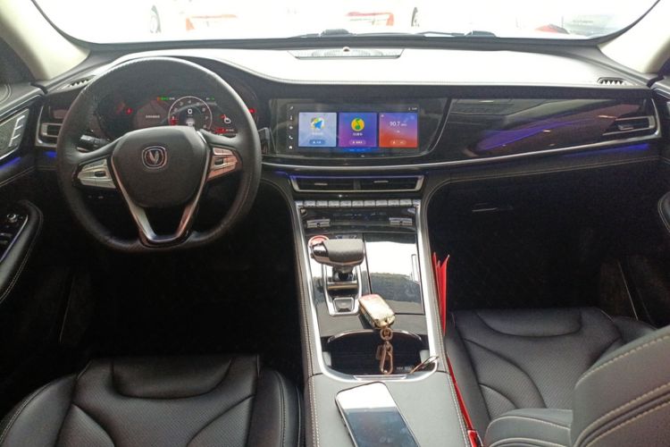 Used CHANGAN CS85 COUPE 2019 2.0T Automatic Smart Version China VI Standard Interior 1