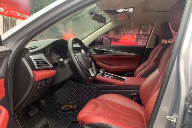 Used CHANGAN CS85 COUPE 2019 1.5T DCT Dynamic Version China VI Standard Interior 1