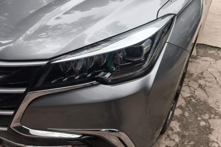Used CHANGAN CS85 COUPE 2019 2.0T Automatic Smart Version China VI Standard Left Front Headlight