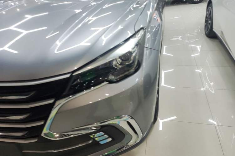 Used CHANGAN CS85 COUPE 2019 1.5T DCT Version China VI Standard Left Front Headlight