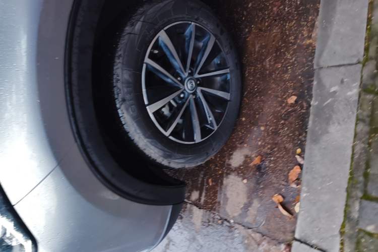 Used CHANGAN CS85 COUPE 2019 1.5T DCT Version China VI Standard Left Front Wheel Hub