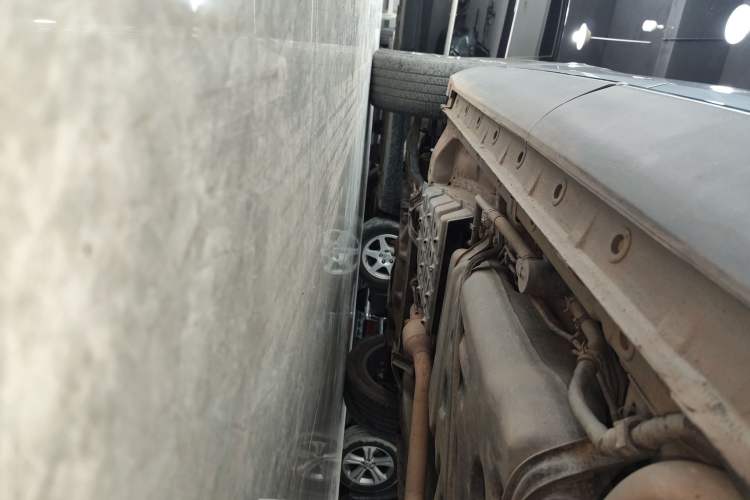 Used CHANGAN CS85 COUPE 2019 1.5T DCT Dynamic Version China VI Standard Left Side Sill