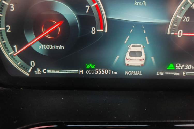 Used CHANGAN CS85 COUPE 2019 2.0T Automatic Smart Version China V Standard Odometer Close Up