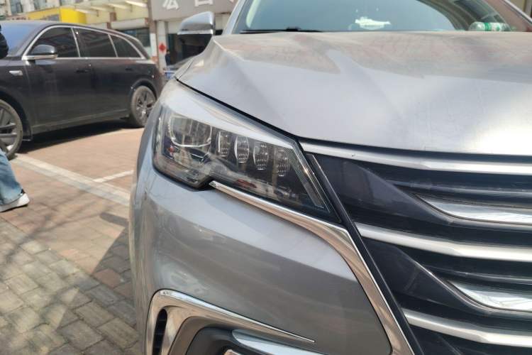 Used CHANGAN CS85 COUPE 2019 1.5T DCT Luxury Version China VI Standard Right Front Headlight