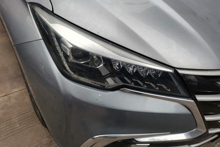Used CHANGAN CS85 COUPE 2019 1.5T DCT Dynamic Version China VI Standard Right Front Headlight