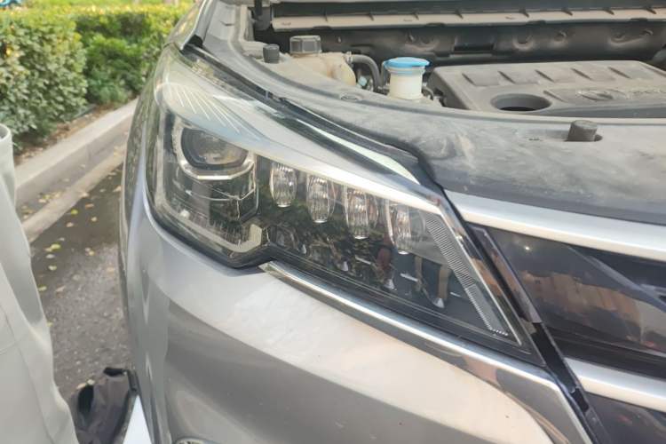 Used CHANGAN CS85 COUPE 2019 2.0T Automatic Version China V Standard Right Front Headlight