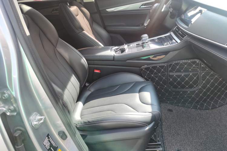 Used CHANGAN CS85 COUPE 2019 1.5T DCT Version China VI Standard Right Front Seat