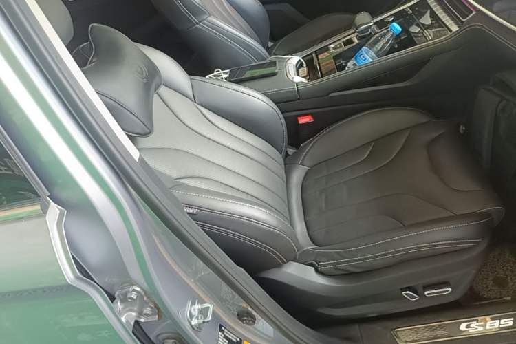 Used CHANGAN CS85 COUPE 2019 2.0T Automatic Smart Version China V Standard Right Front Seat